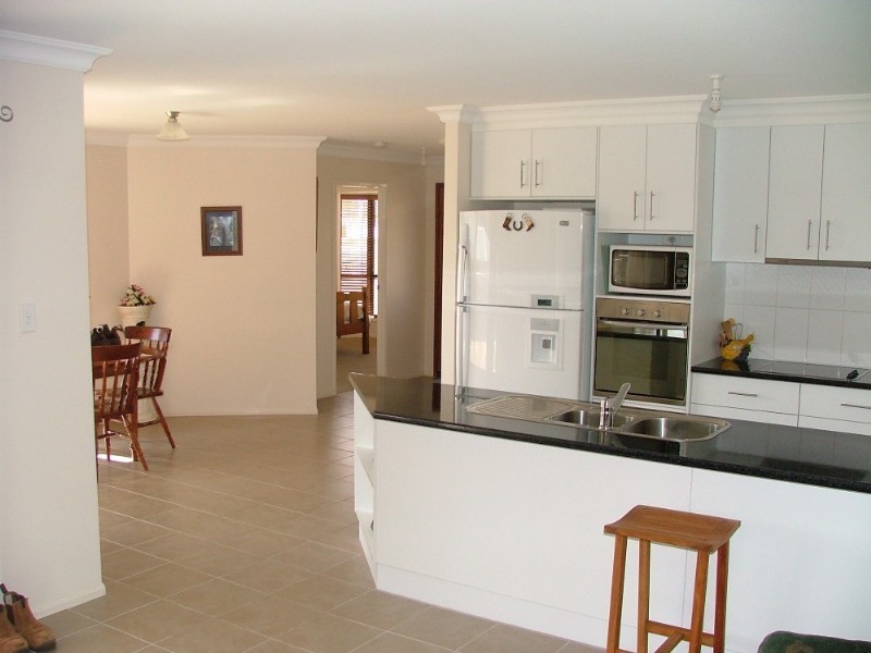 5 Jane Street, Crows Nest QLD 4355