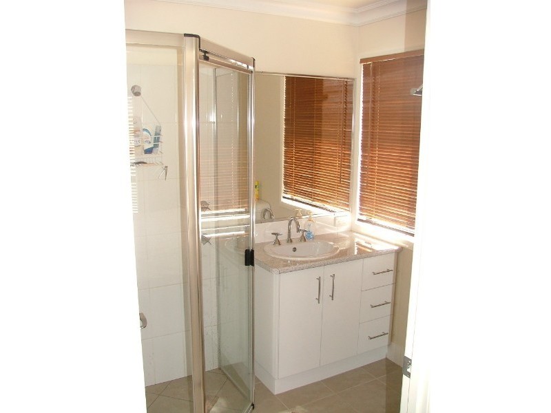 5 Jane Street, Crows Nest QLD 4355