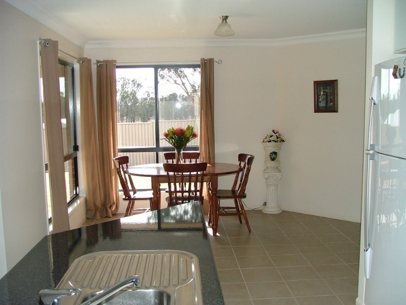 5 Jane Street, Crows Nest QLD 4355