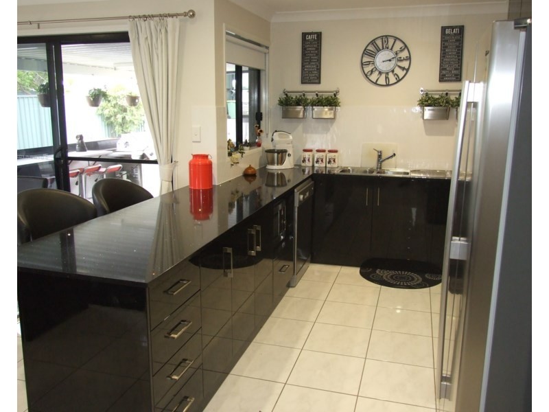 1 Park Lane, Crows Nest QLD 4355