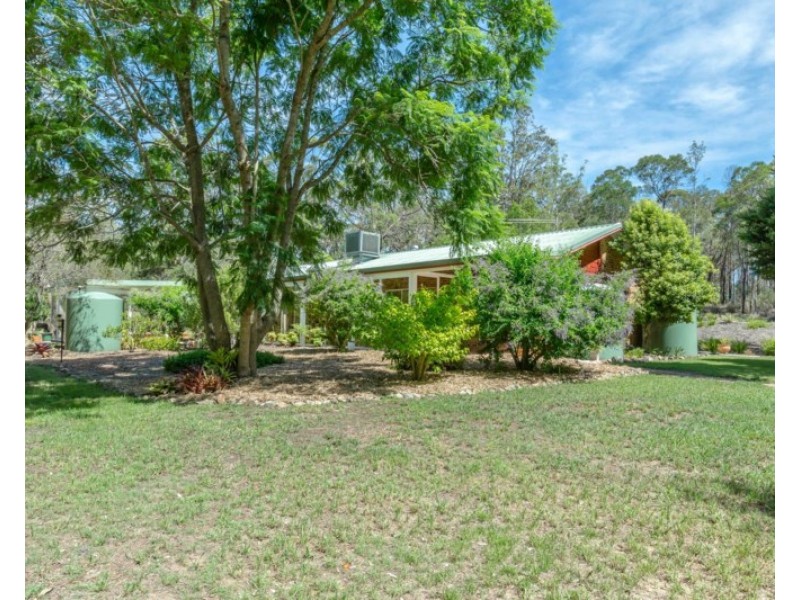 12 Pinnell Road, Crows Nest QLD 4355