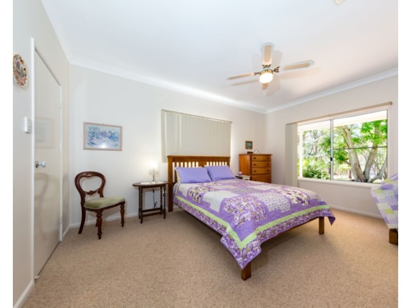 12 Pinnell Road, Crows Nest QLD 4355