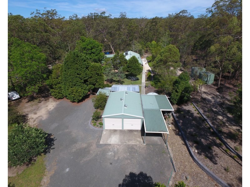 12 Pinnell Road, Crows Nest QLD 4355