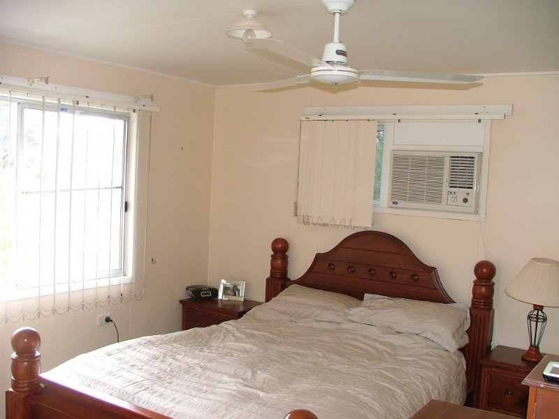 3 George Street, Haden QLD 4353