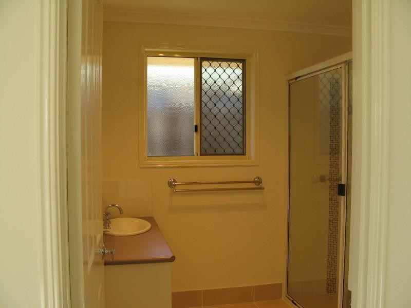 17 Vicky Avenue, Crows Nest QLD 4355