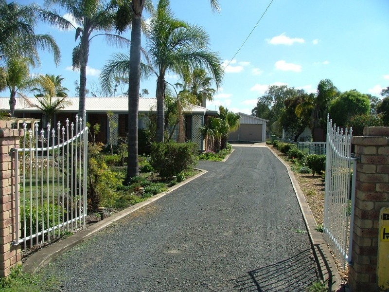 9 Kann Street, Goombungee QLD 4354