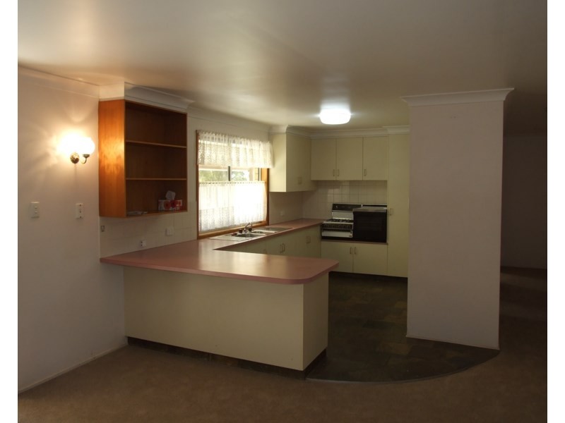 9 Hayden Street, Crows Nest QLD 4355