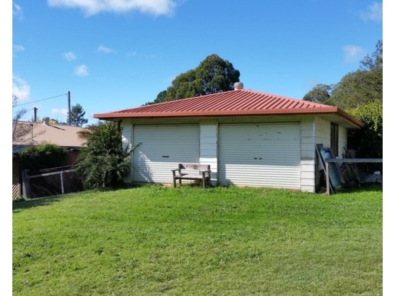 9 Hayden Street, Crows Nest QLD 4355