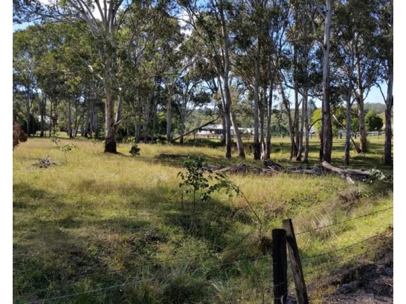 9 Hayden Street, Crows Nest QLD 4355