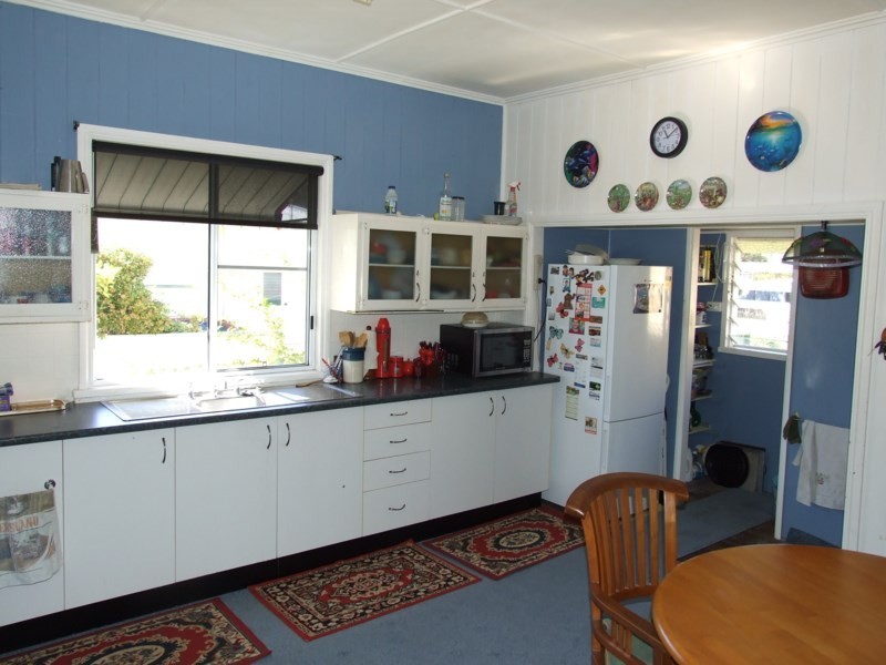 5 Nolan Street, Crows Nest QLD 4355