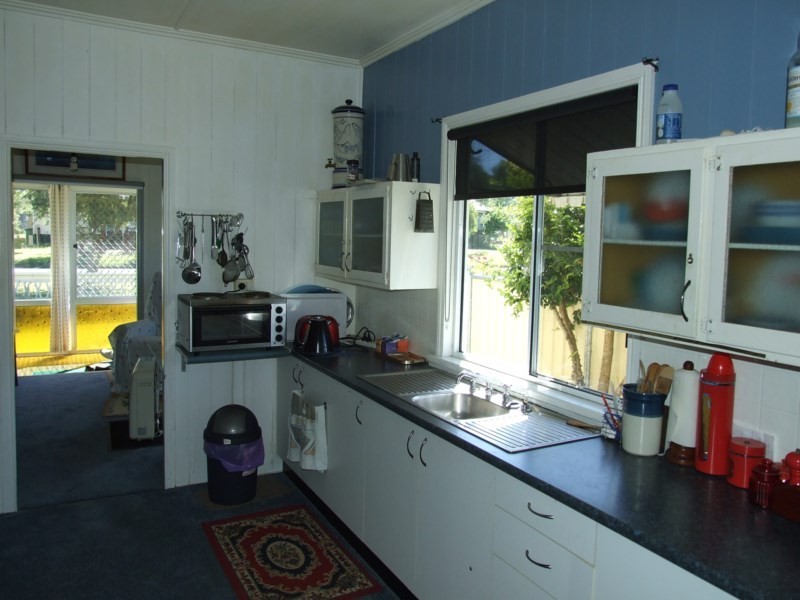 5 Nolan Street, Crows Nest QLD 4355