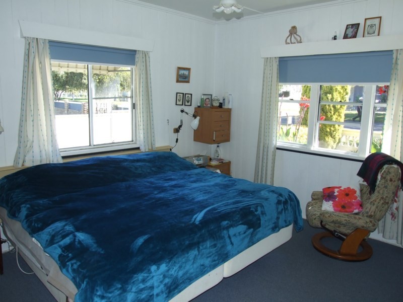 5 Nolan Street, Crows Nest QLD 4355