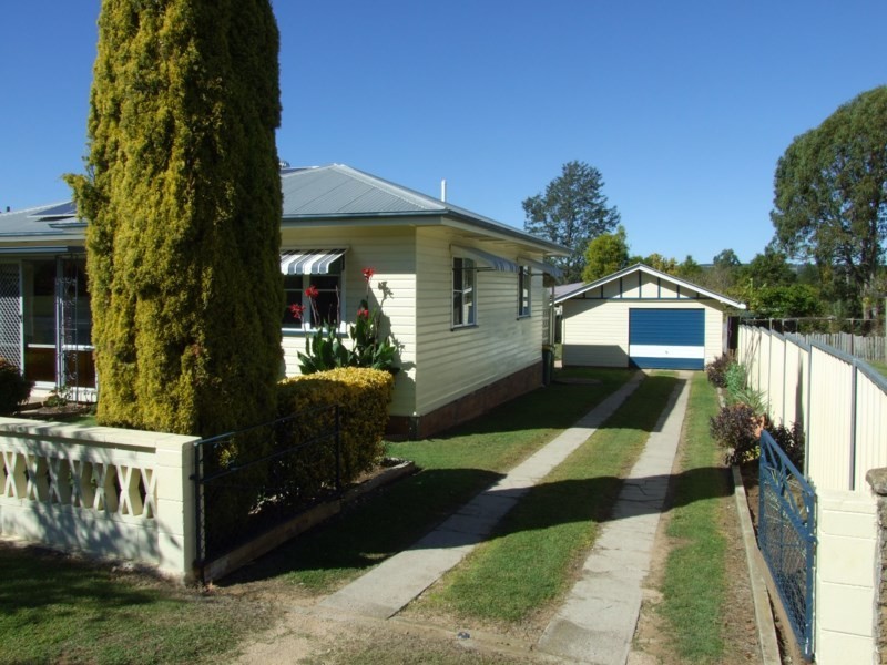 5 Nolan Street, Crows Nest QLD 4355