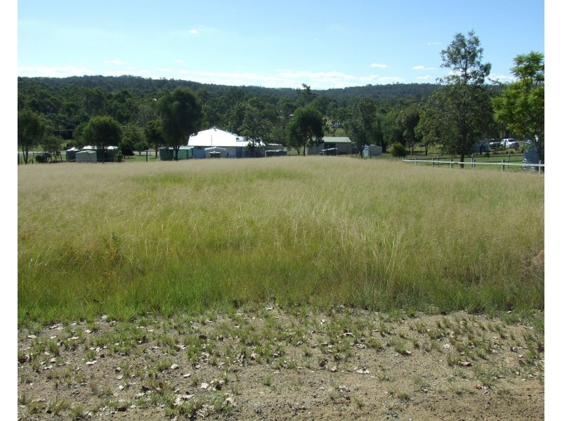 3 Flora Street, Cooyar QLD 4402