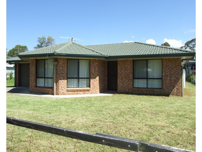 53a South Street, Crows Nest QLD 4355