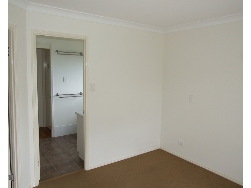 53a South Street, Crows Nest QLD 4355