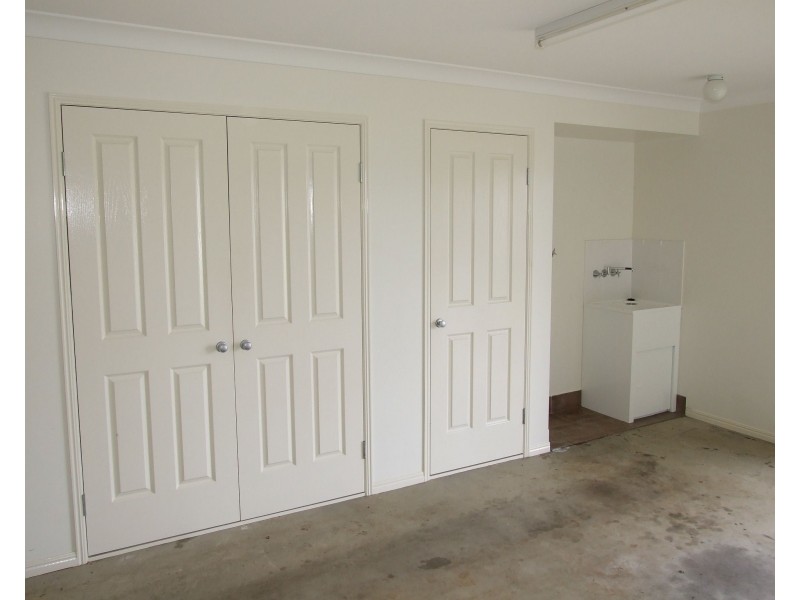 53a South Street, Crows Nest QLD 4355