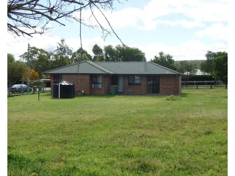 53a South Street, Crows Nest QLD 4355