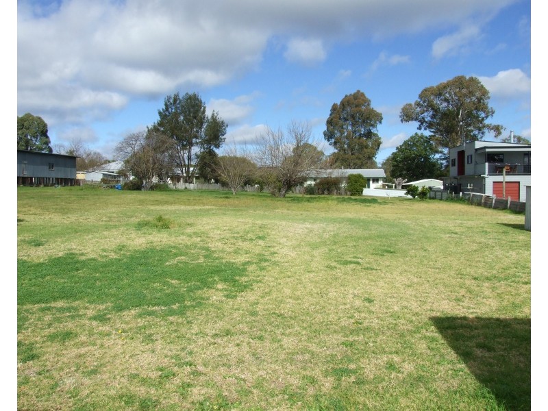 53a South Street, Crows Nest QLD 4355