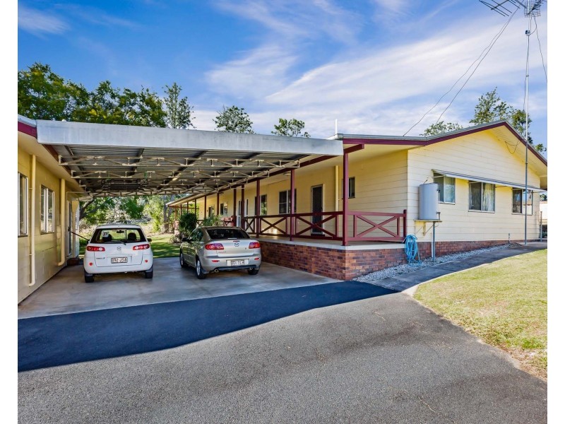 3 William Street, Crows Nest QLD 4355