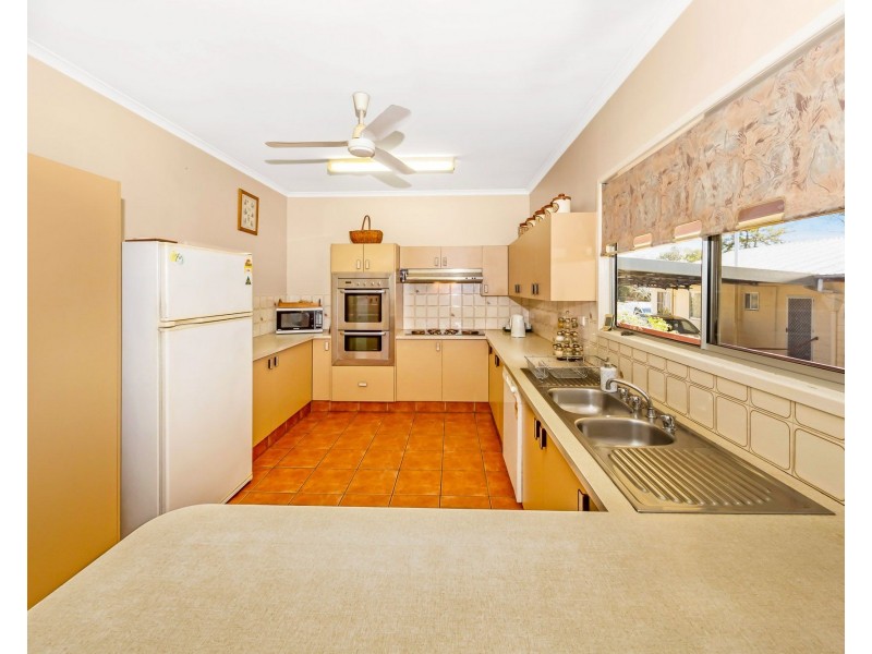 3 William Street, Crows Nest QLD 4355