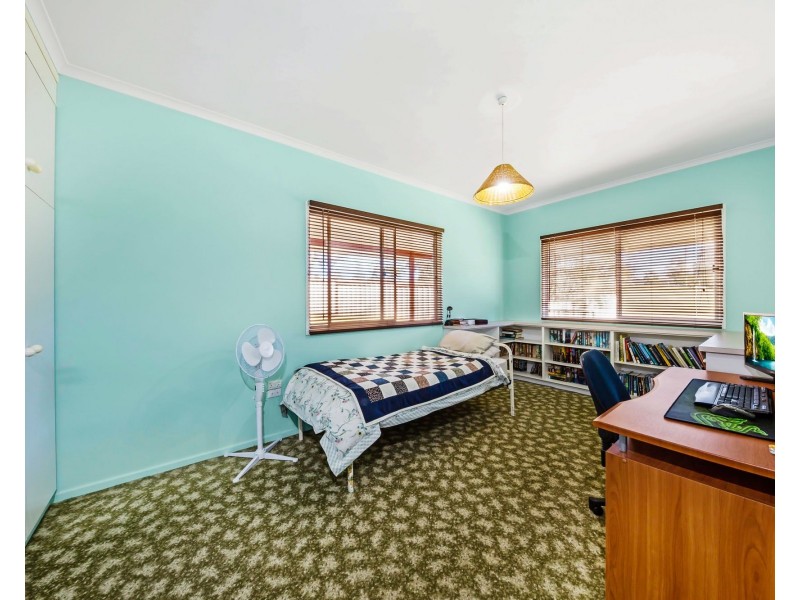 3 William Street, Crows Nest QLD 4355