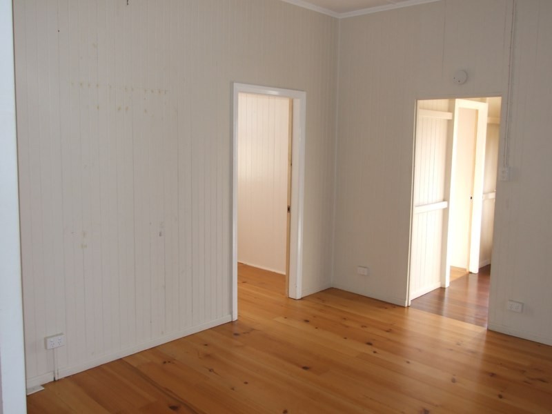 5 Lalor Street, Crows Nest QLD 4355