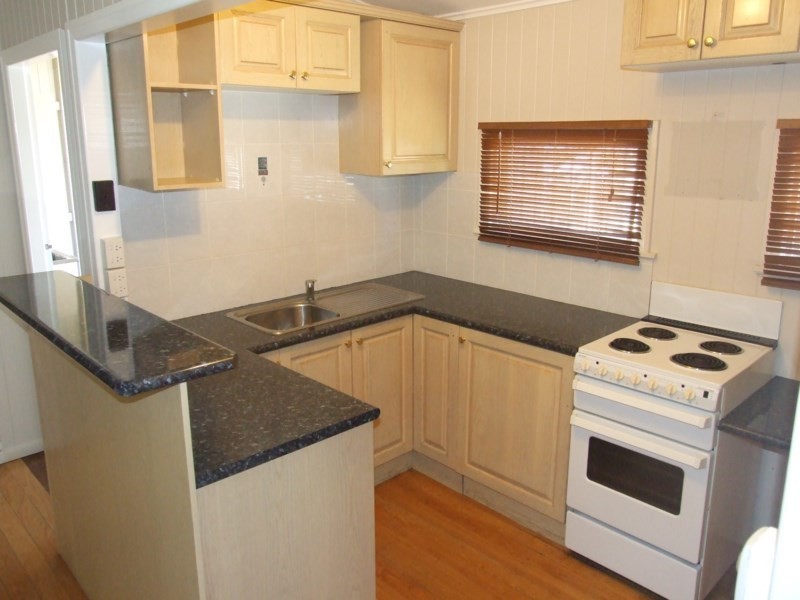 5 Lalor Street, Crows Nest QLD 4355