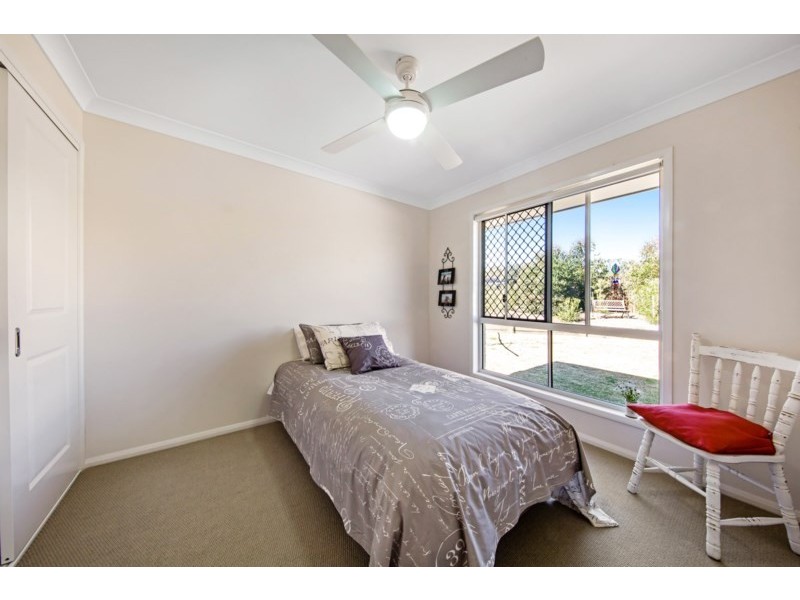 11 Cedarwood Drive, Crows Nest QLD 4355