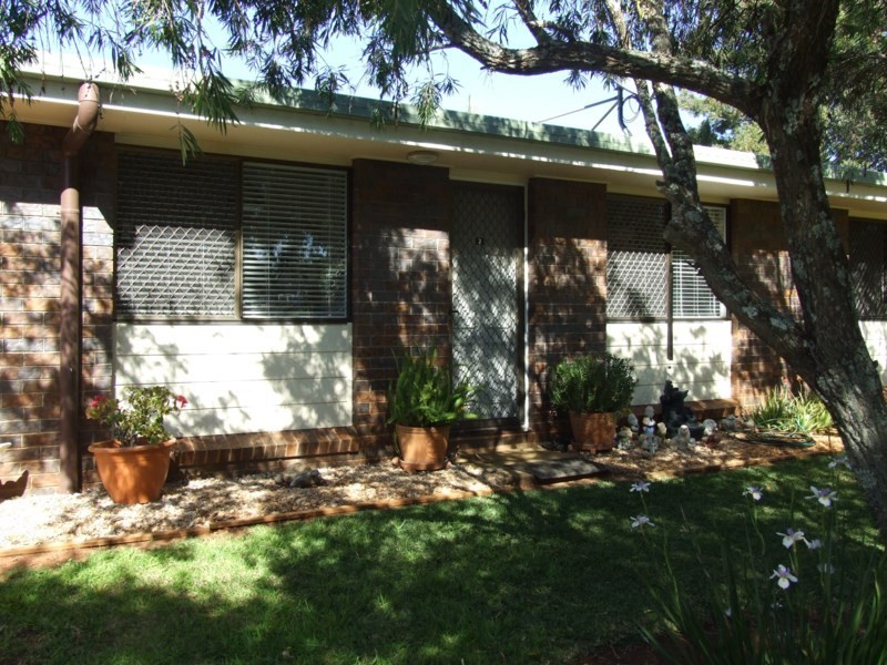 8/1 Whichello Street, Newtown QLD 4350