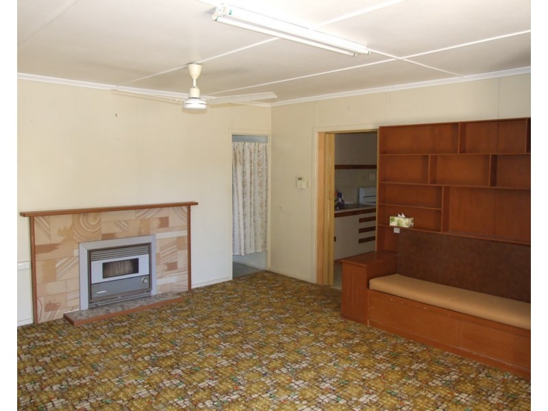 31 Thallon Street, Crows Nest QLD 4355