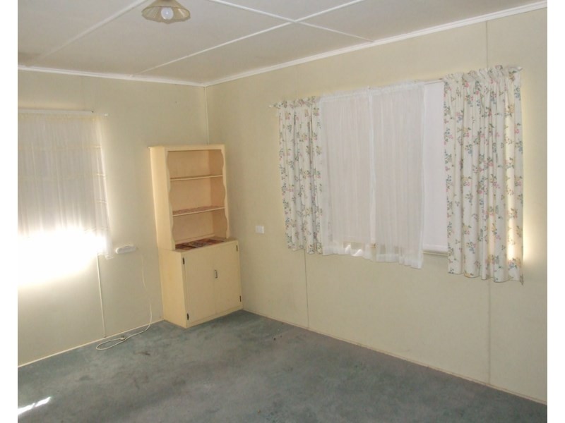 31 Thallon Street, Crows Nest QLD 4355