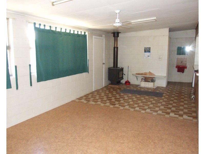 31 Thallon Street, Crows Nest QLD 4355