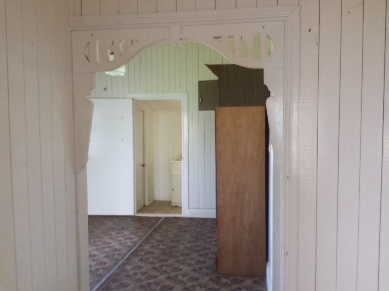 21 Grace Street, Crows Nest QLD 4355