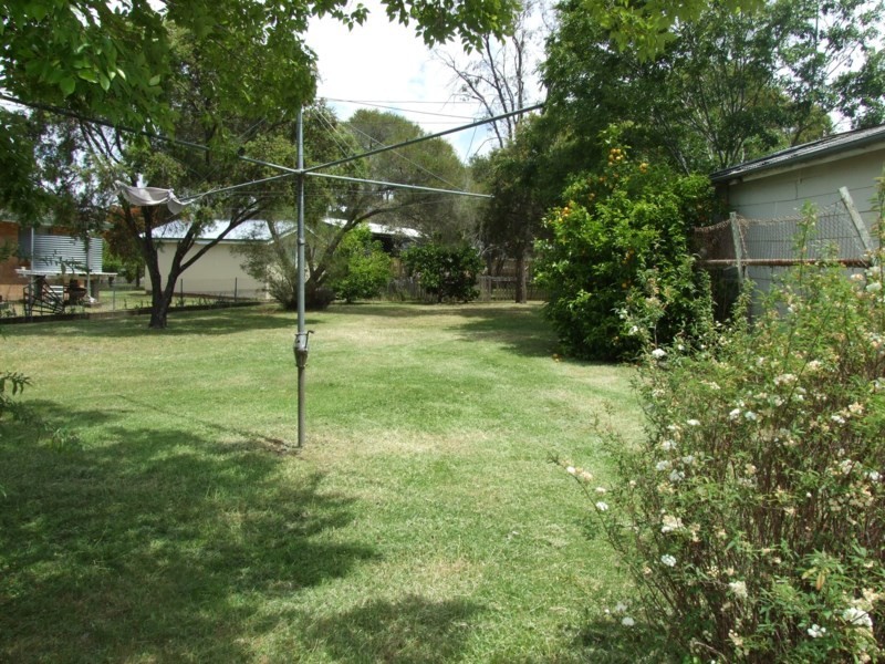 21 Grace Street, Crows Nest QLD 4355