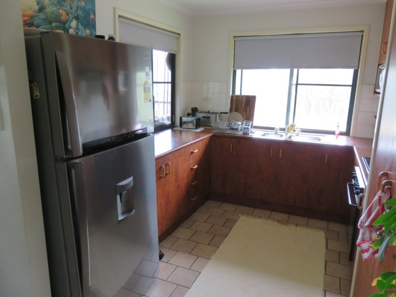 8 Avery Court, Cooyar QLD 4402