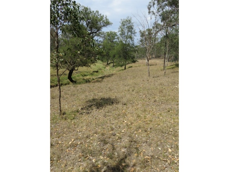 8 Avery Court, Cooyar QLD 4402