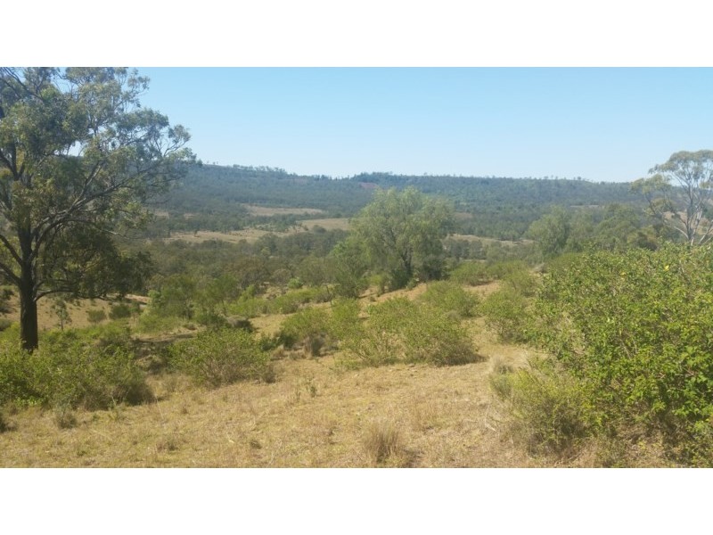 L2 New England Highway, Crows Nest QLD 4355