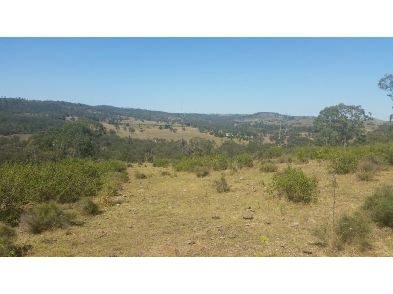 L2 New England Highway, Crows Nest QLD 4355