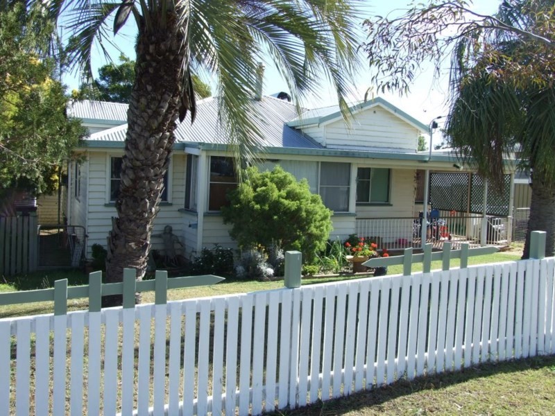 139 Mocatta Street, Goombungee QLD 4354