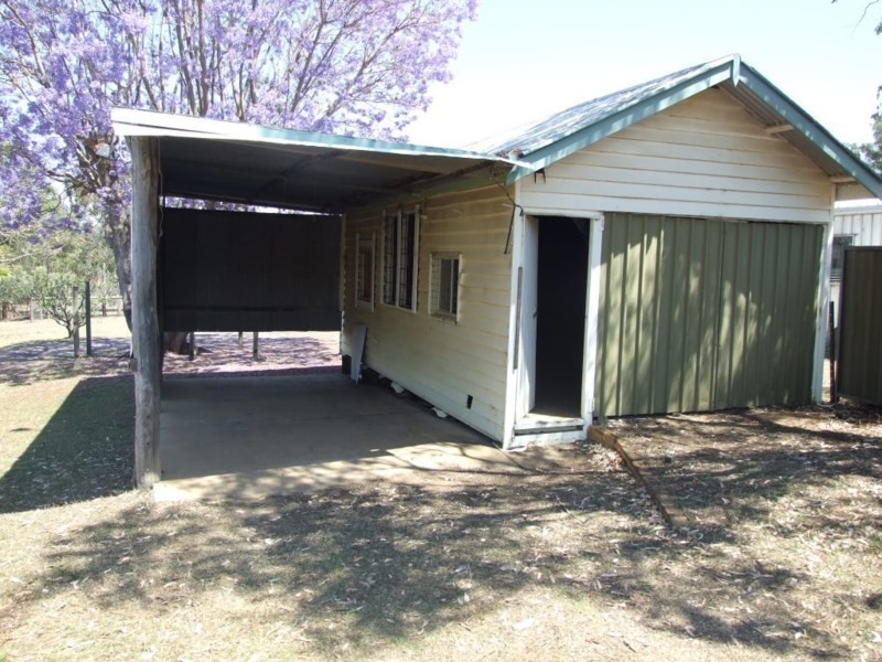 139 Mocatta Street, Goombungee QLD 4354