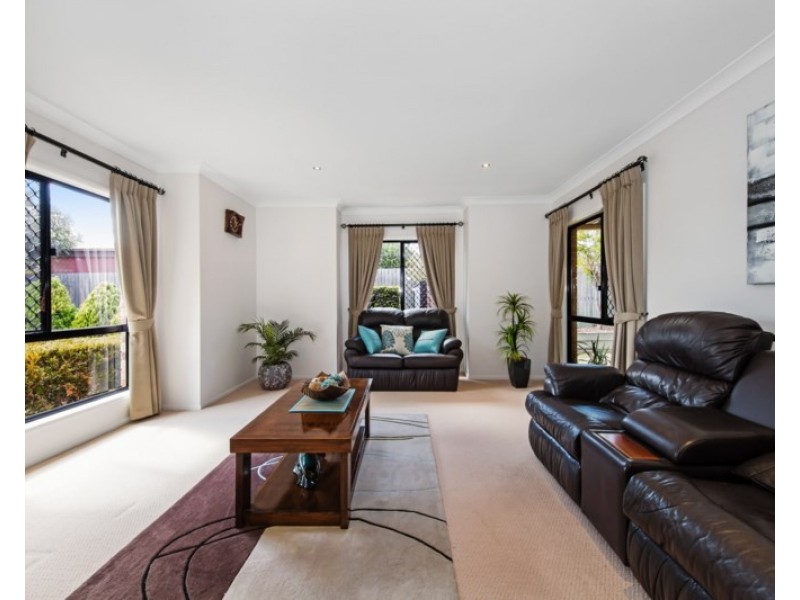 7 Lee Court, Crows Nest QLD 4355