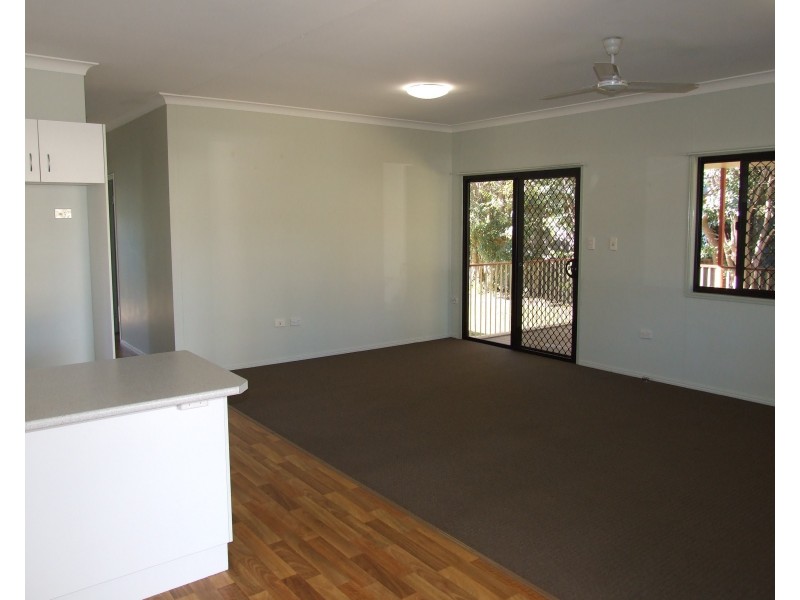 26 Albert Street, Crows Nest QLD 4355