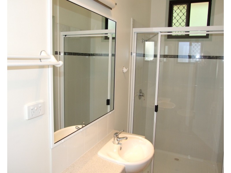 26 Albert Street, Crows Nest QLD 4355