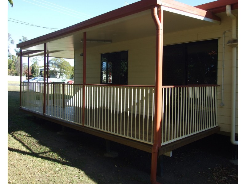 26 Albert Street, Crows Nest QLD 4355