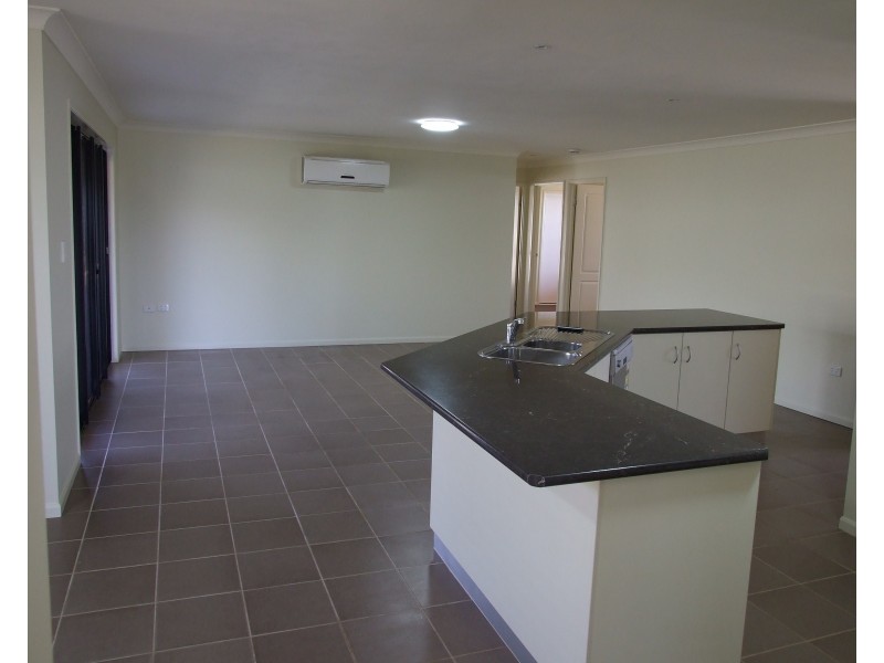 19 Vicky Avenue, Crows Nest QLD 4355