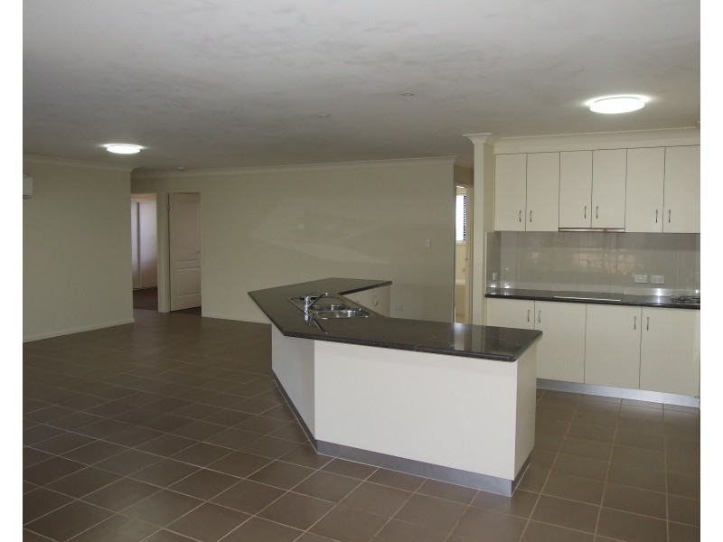 19 Vicky Avenue, Crows Nest QLD 4355