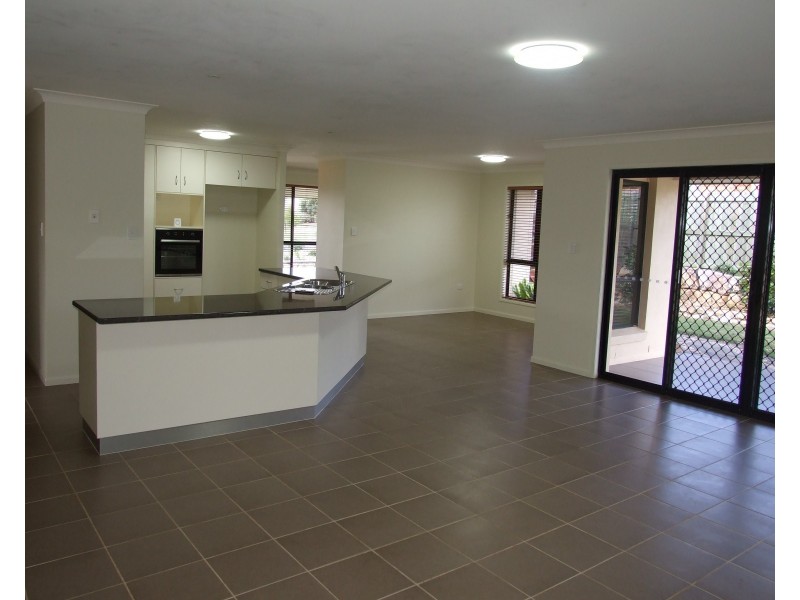 19 Vicky Avenue, Crows Nest QLD 4355