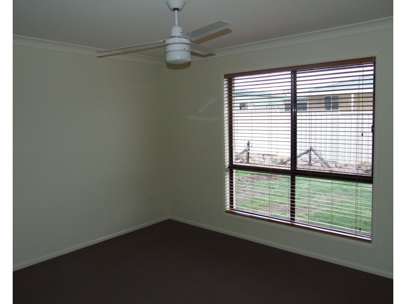 19 Vicky Avenue, Crows Nest QLD 4355