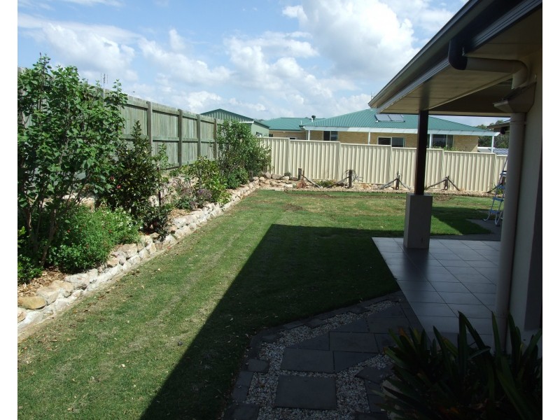 19 Vicky Avenue, Crows Nest QLD 4355